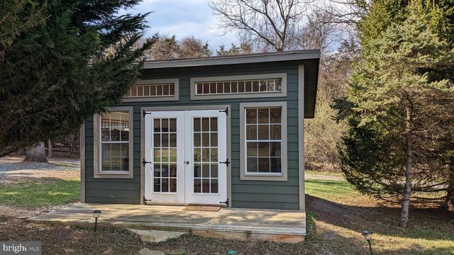 11929 FOLLY LN, Lovettsville, VA 20180