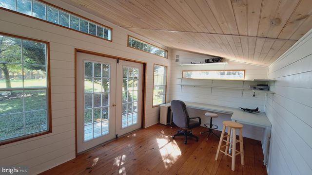 11929 FOLLY LN, Lovettsville, VA 20180