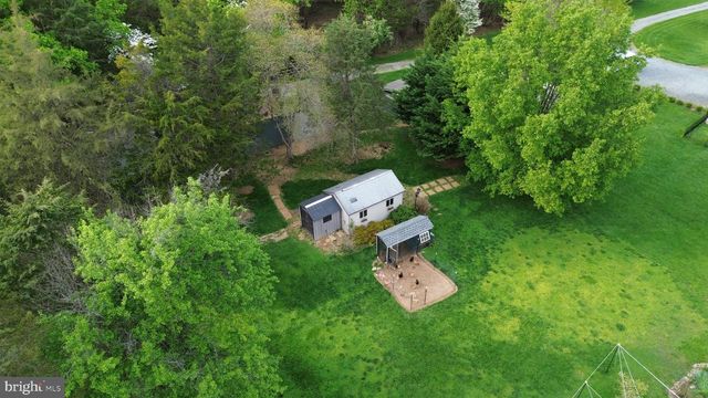 11929 FOLLY LN, Lovettsville, VA 20180