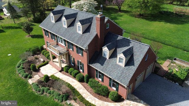 11929 FOLLY LN, Lovettsville, VA 20180