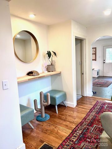 15 Pruitt Street, Asheville, NC 28806