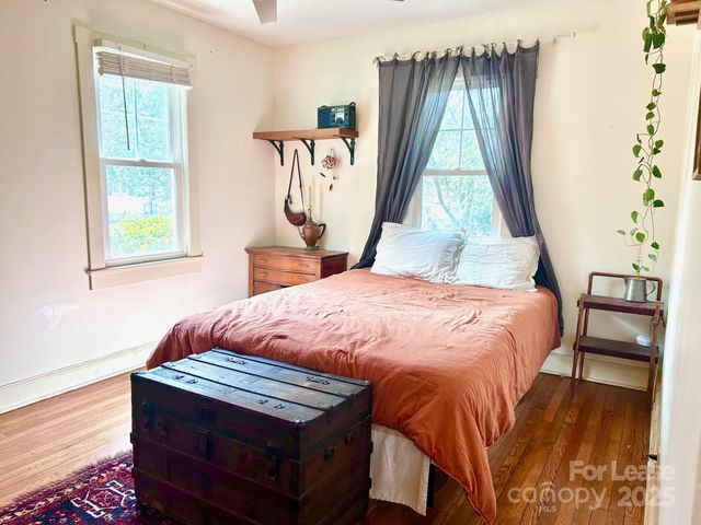 15 Pruitt Street, Asheville, NC 28806