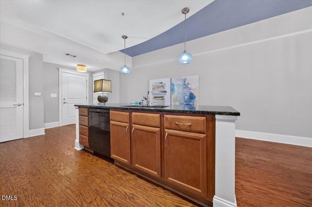 222 Glenwood Avenue 212, Raleigh, NC 27603