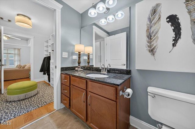 222 Glenwood Avenue 212, Raleigh, NC 27603