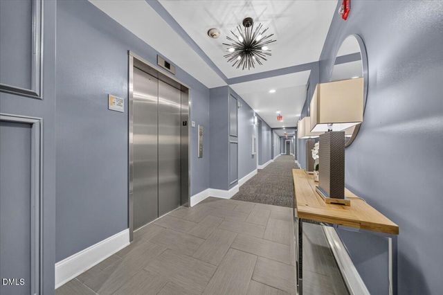 222 Glenwood Avenue 212, Raleigh, NC 27603