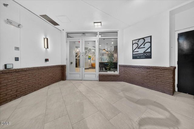 222 Glenwood Avenue 212, Raleigh, NC 27603