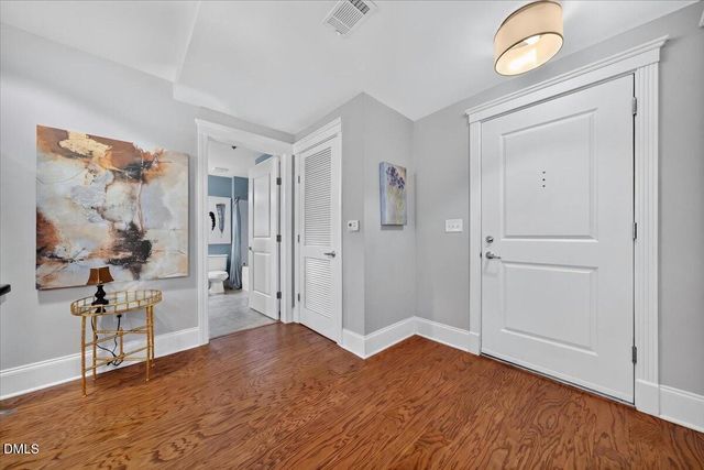 222 Glenwood Avenue 212, Raleigh, NC 27603