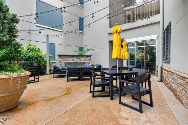 222 Glenwood Avenue 212, Raleigh, NC 27603