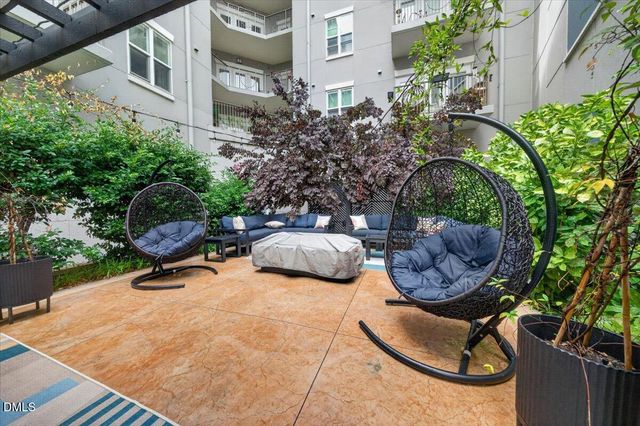 222 Glenwood Avenue 212, Raleigh, NC 27603