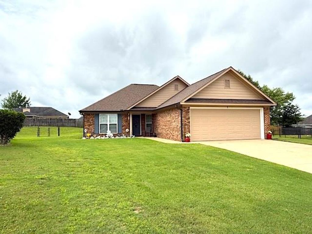 1 Lee Road 2138, Phenix City, AL 36870