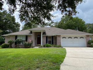 2800 Pinnacle Point Drive Drive, Crestview, FL 32539
