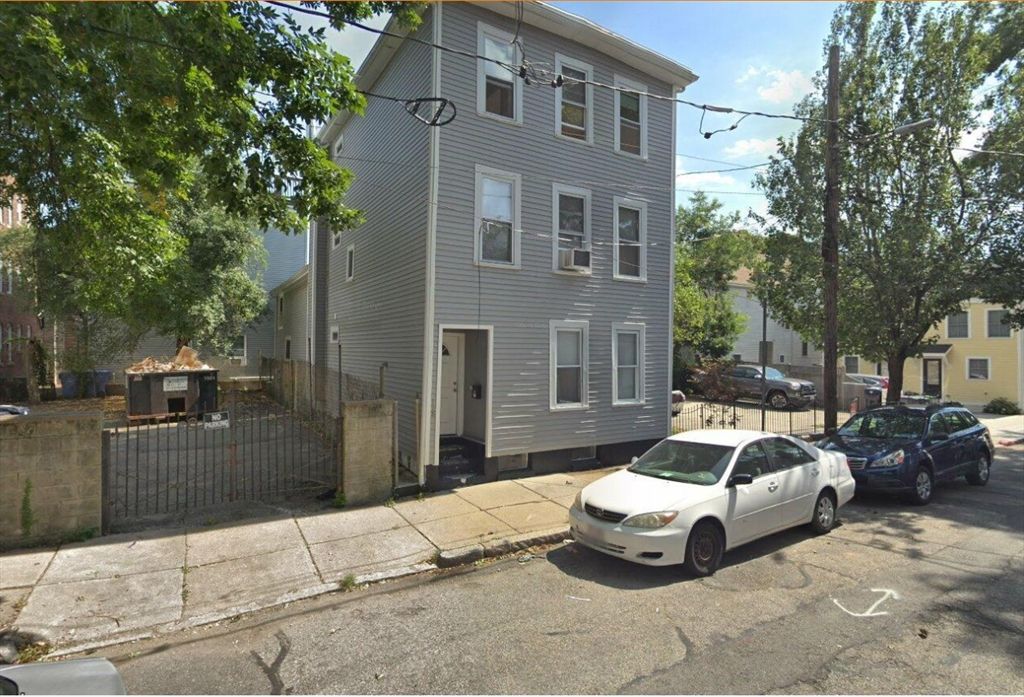 118 Sciarappa 1, Cambridge, MA 02141