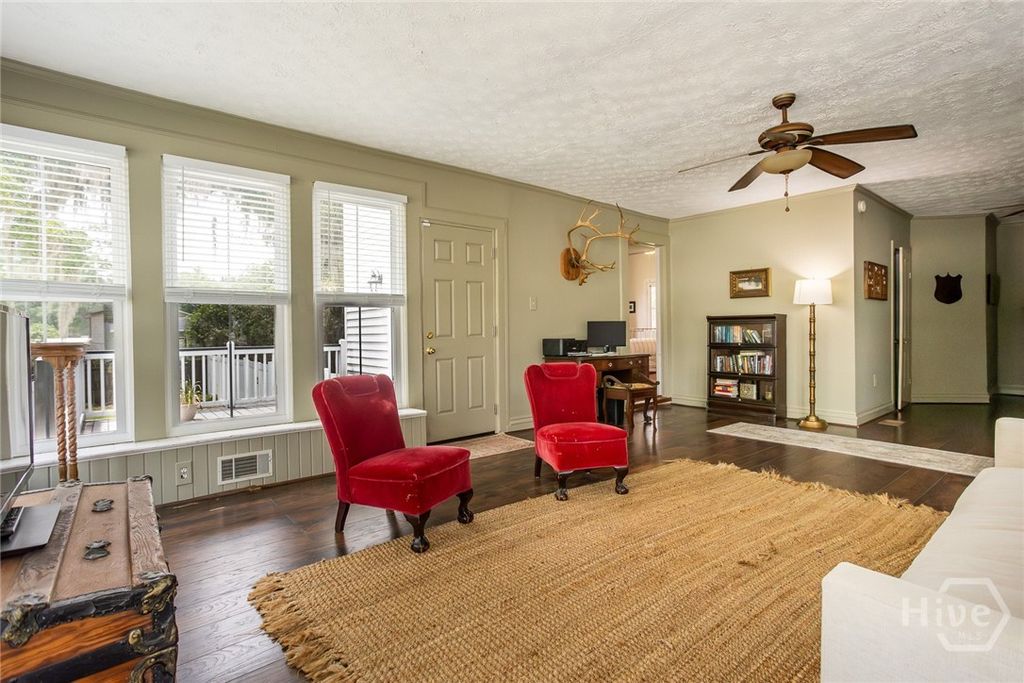 Image 11 of property listing at 608 Pine Street, Guyton, GA 31312