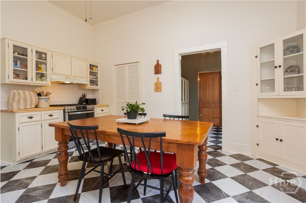Image 14 of property listing at 608 Pine Street, Guyton, GA 31312