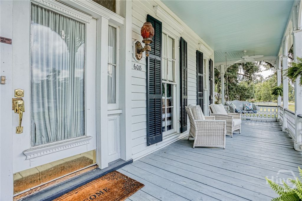 Image 4 of property listing at 608 Pine Street, Guyton, GA 31312