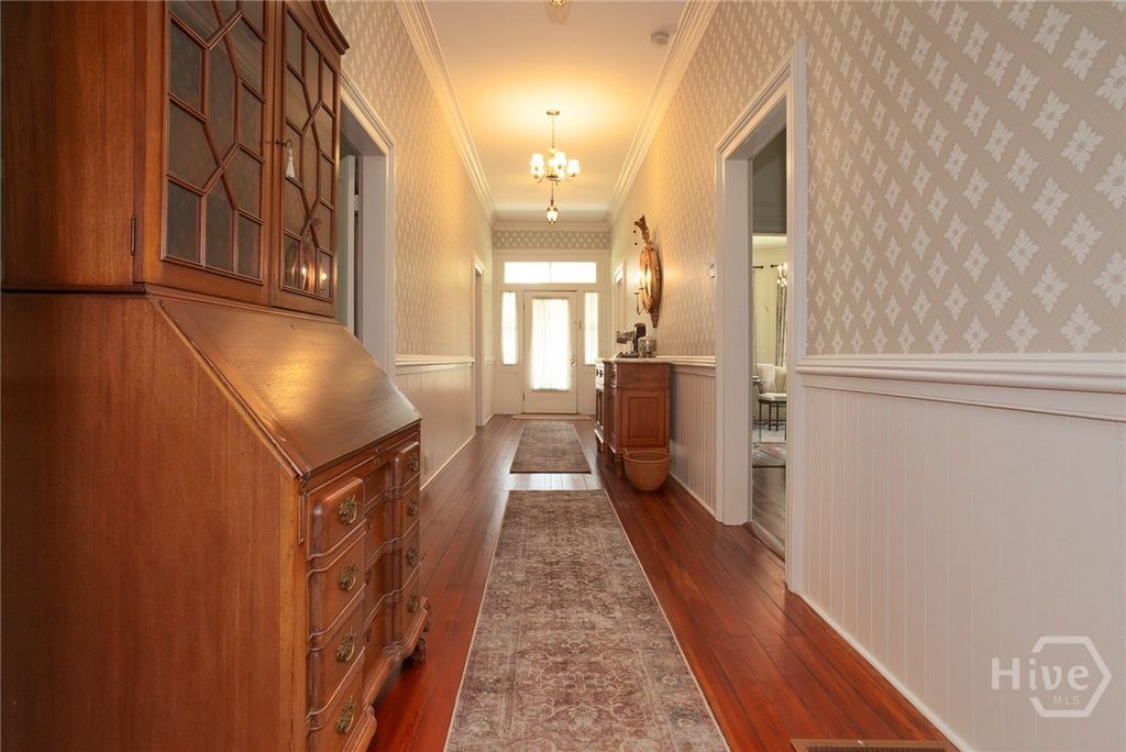 Image 5 of property listing at 608 Pine Street, Guyton, GA 31312