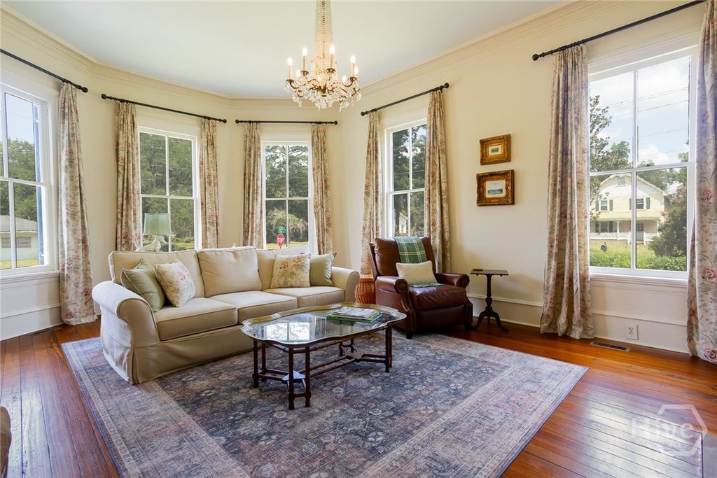 Image 6 of property listing at 608 Pine Street, Guyton, GA 31312