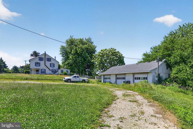 240 UNIVERSITY RD, Lincoln University, PA 19352