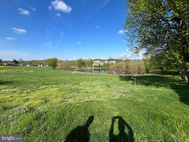 240 UNIVERSITY RD, Lincoln University, PA 19352