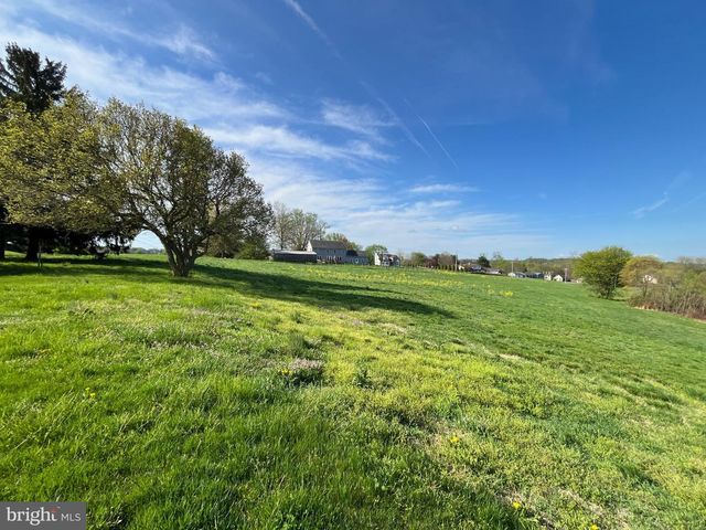 240 UNIVERSITY RD, Lincoln University, PA 19352