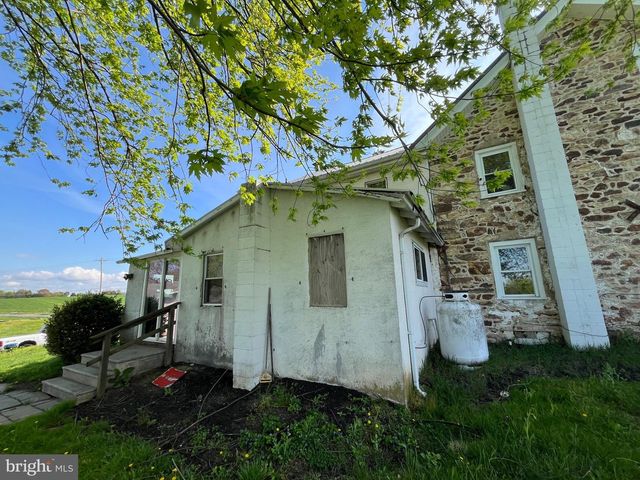 240 UNIVERSITY RD, Lincoln University, PA 19352