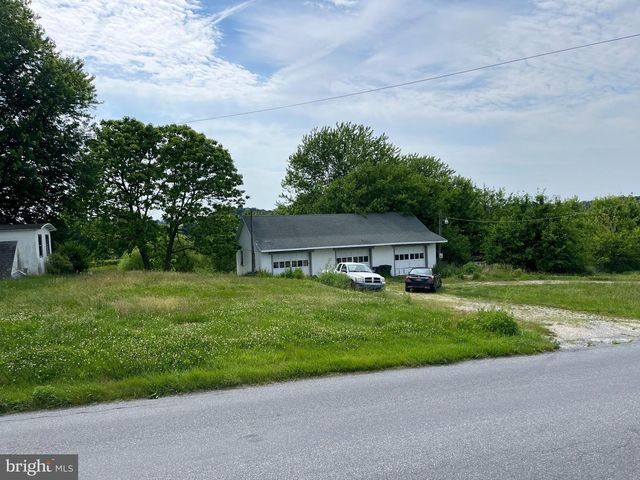 240 UNIVERSITY RD, Lincoln University, PA 19352