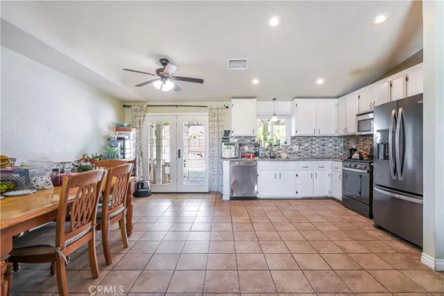 17133 Mesquite Rd, Apple Valley, CA 92307