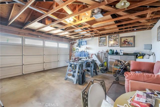 17133 Mesquite Rd, Apple Valley, CA 92307