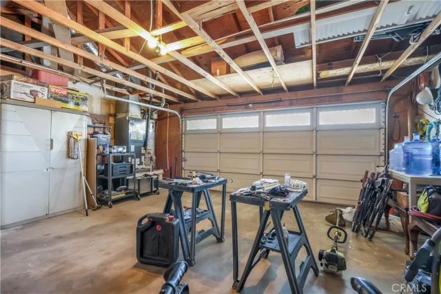 17133 Mesquite Rd, Apple Valley, CA 92307