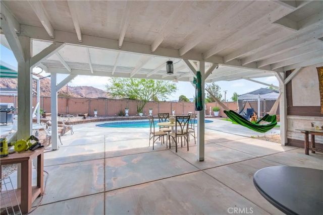 17133 Mesquite Rd, Apple Valley, CA 92307