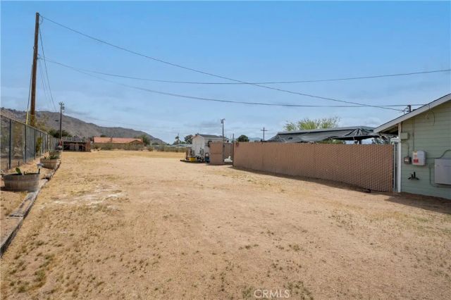 17133 Mesquite Rd, Apple Valley, CA 92307