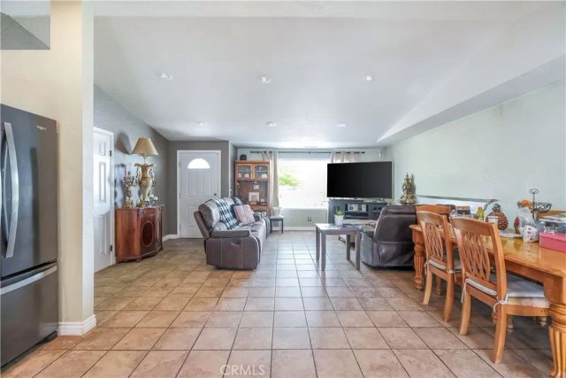 17133 Mesquite Rd, Apple Valley, CA 92307