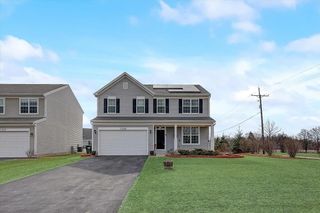 1329 Mcintosh Drive, Mundelein, IL 60060