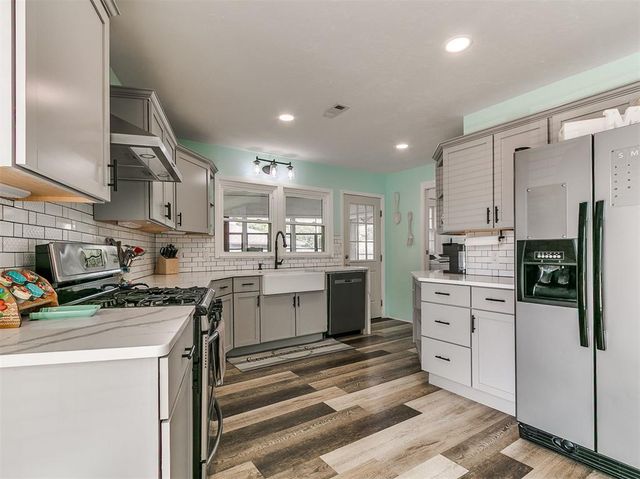 1127 S Reno Avenue, El Reno, OK 73036