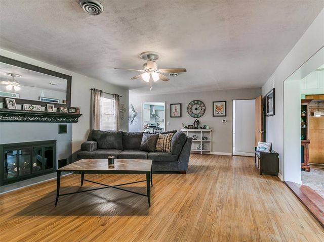 1127 S Reno Avenue, El Reno, OK 73036