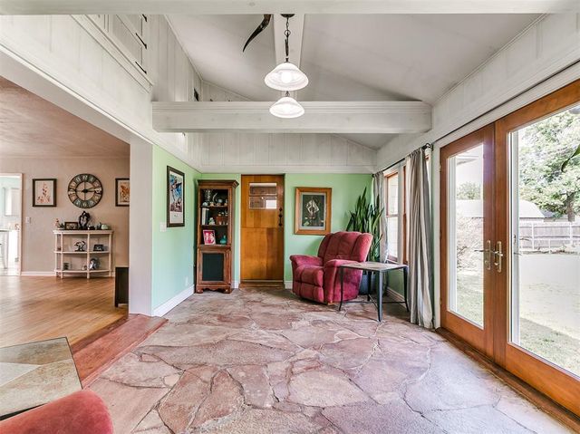 1127 S Reno Avenue, El Reno, OK 73036