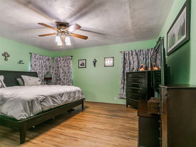 1127 S Reno Avenue, El Reno, OK 73036