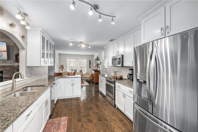 393 Linwood Drive, Demorest, GA 30535