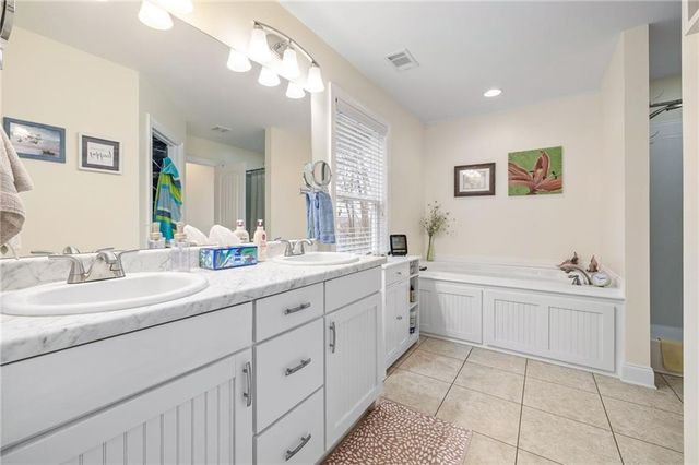 393 Linwood Drive, Demorest, GA 30535