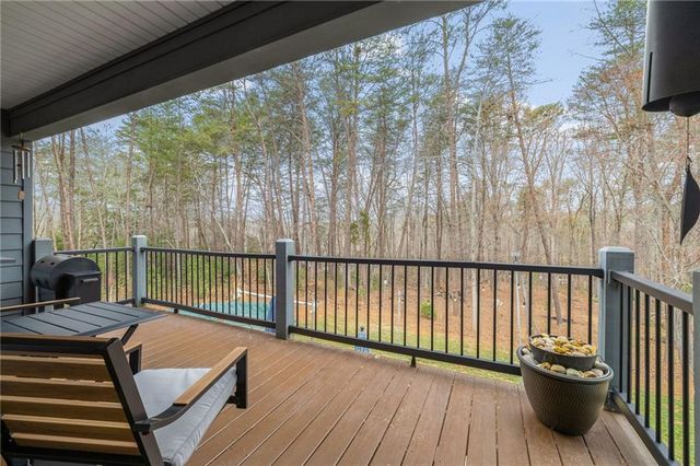 393 Linwood Drive, Demorest, GA 30535