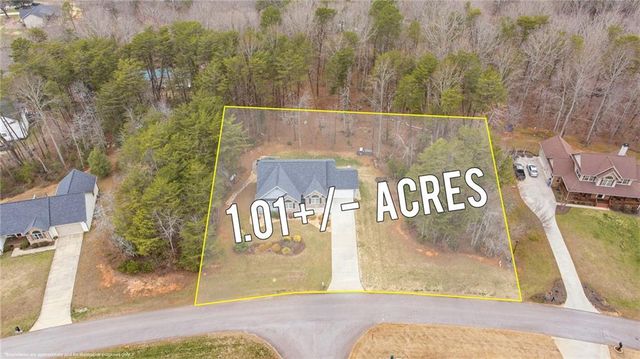 393 Linwood Drive, Demorest, GA 30535