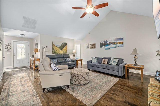 393 Linwood Drive, Demorest, GA 30535