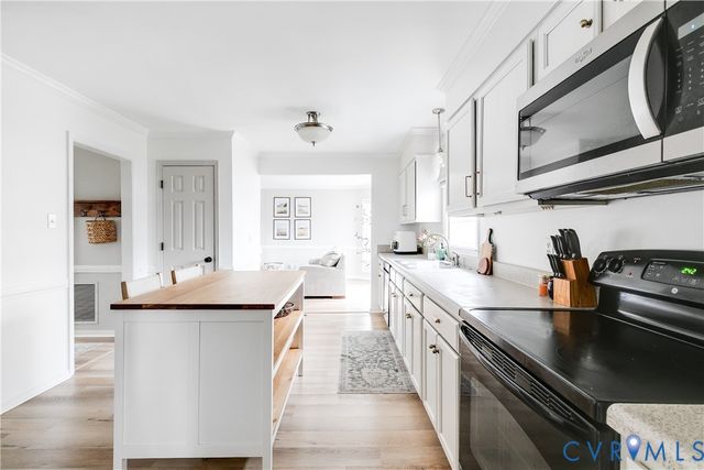 1304 Logan Trace Ct, Midlothian, VA 23114