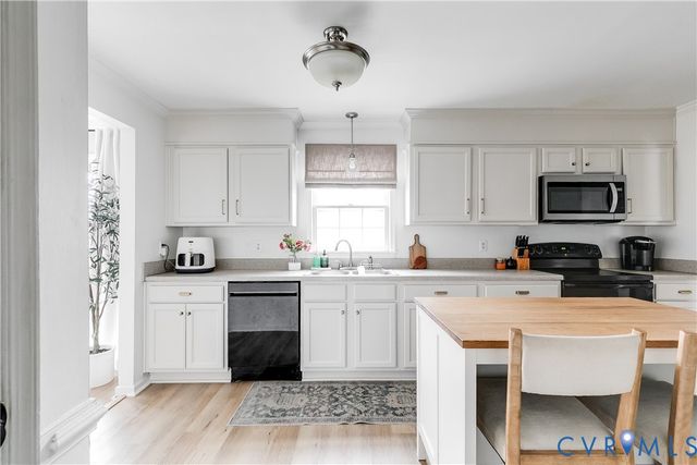 1304 Logan Trace Ct, Midlothian, VA 23114