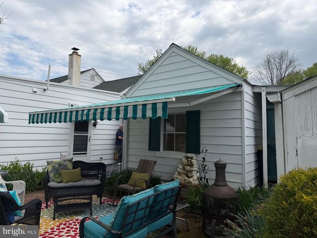 993 GRAVEL PIKE, Palm, PA 18070