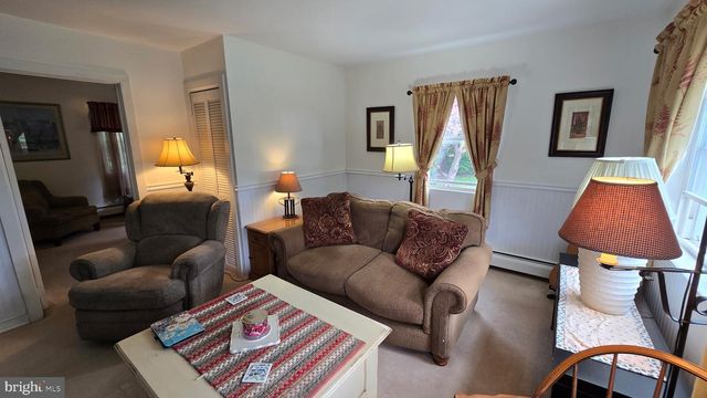 993 GRAVEL PIKE, Palm, PA 18070