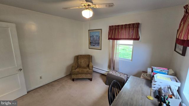 993 GRAVEL PIKE, Palm, PA 18070