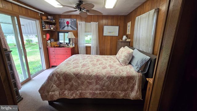 993 GRAVEL PIKE, Palm, PA 18070