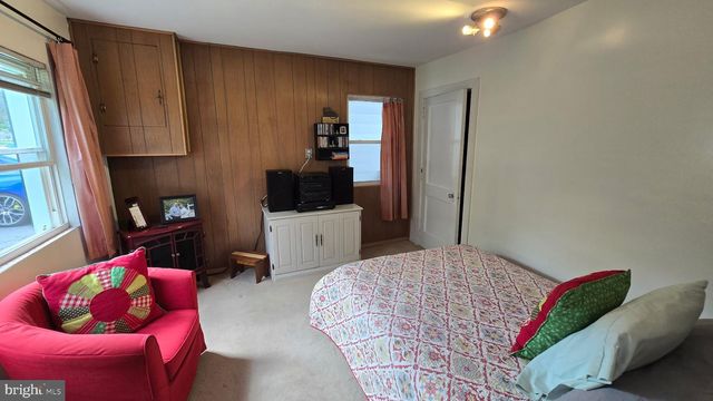 993 GRAVEL PIKE, Palm, PA 18070