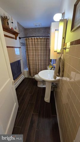 993 GRAVEL PIKE, Palm, PA 18070
